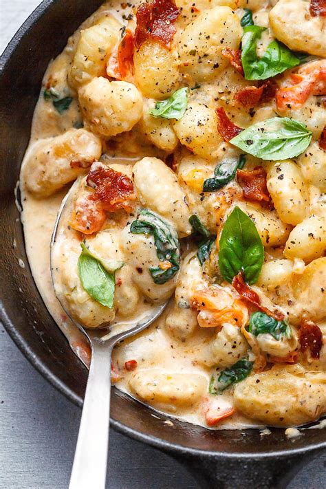 potato gnocchi sauce.